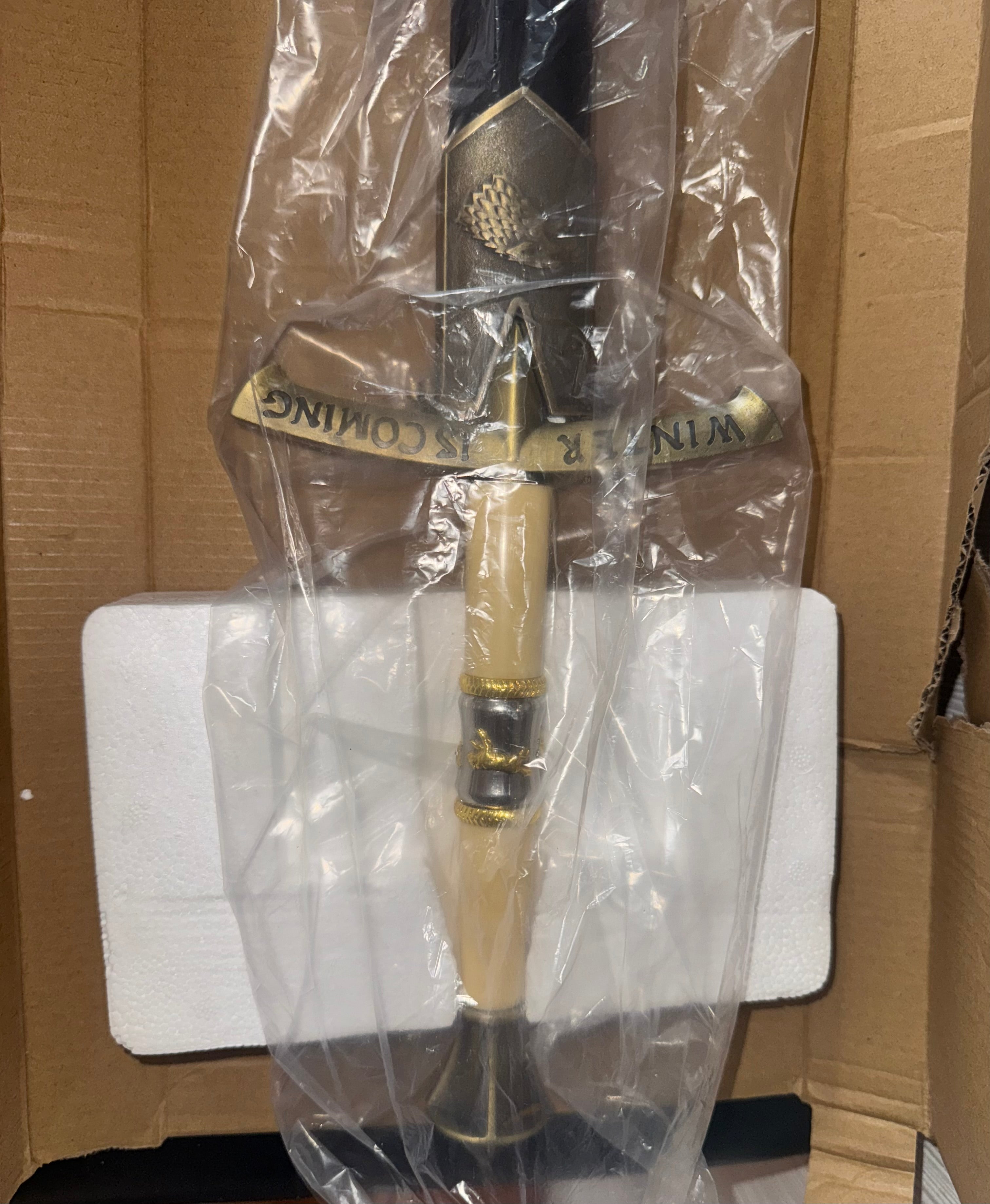 Cosplay Decorative “Winter Is Coming” Sword 🗡️ 102cm Metal Blade - decorative purposes only.